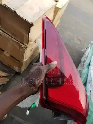 1 Set Back Light Toyota Avalon 2019 Available Brand New One