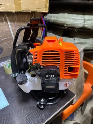Grass Cutter Machine