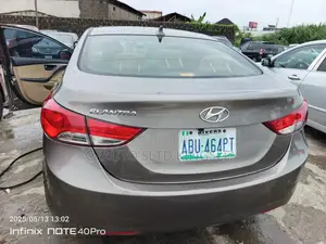 Hyundai Elantra GLS Sedan FWD (1.8L 4cyl 6M) 2013 Brown