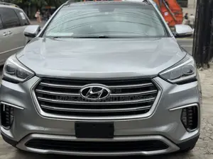 Hyundai Santa Fe 2017 Gray