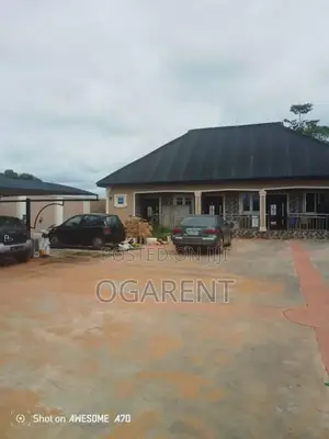 1bdrm Room & Parlour in Belosima Hotel, Benin City for rent
