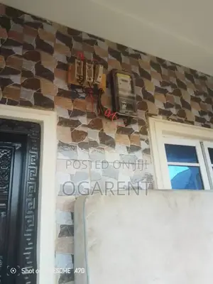 1bdrm Room & Parlour in Belosima Hotel, Benin City for rent