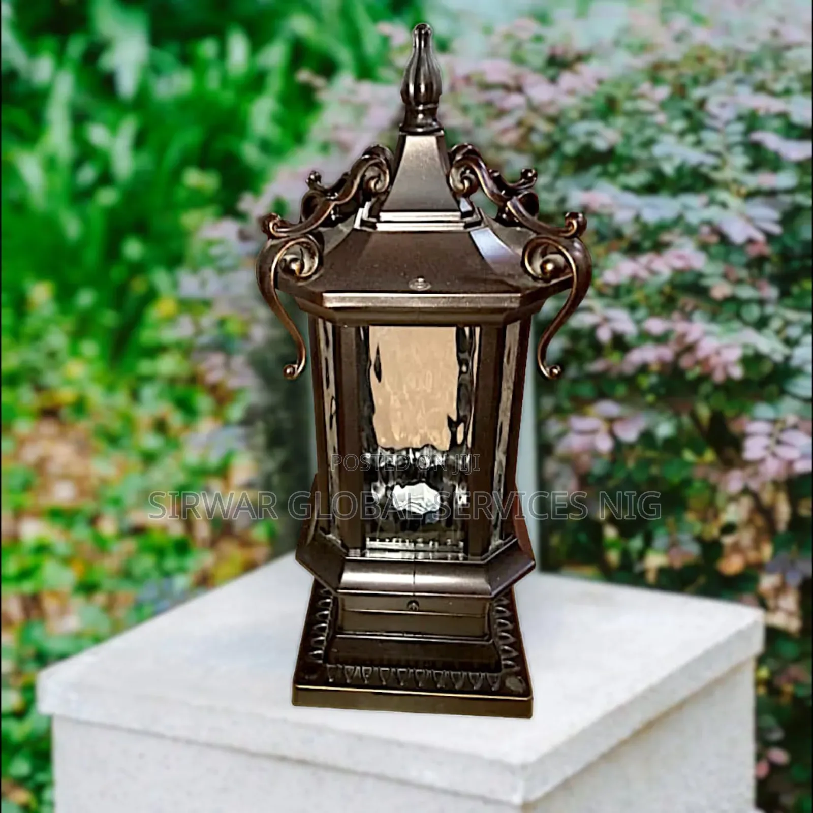 Gate Pillar Light Cast