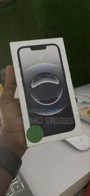 New Apple iPhone 16e 128 GB Black