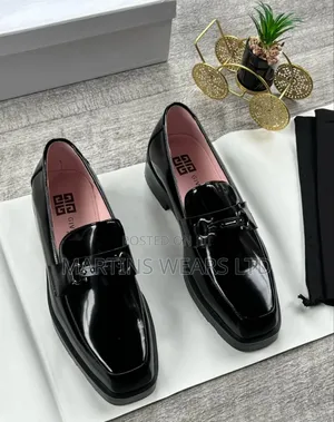 Photo - Givenchy Leather Black Shoe