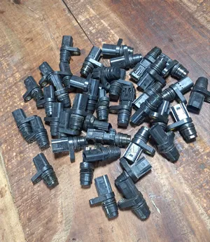 Engine Camshaft Position Sensor for Honda and Acura
