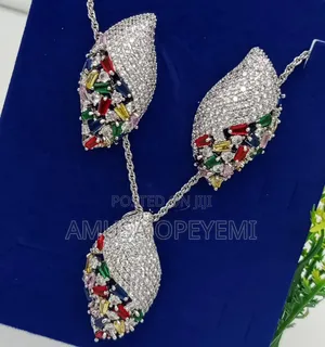 Photo - Zirconia Pendant, Necklace With Earrings