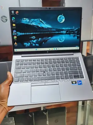 Laptop HP ZBook Firefly G8 16GB Intel Core I7 SSD 512GB