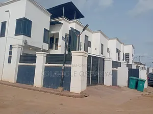 Photo - 3bdrm Apartment in Abule Egba for rent