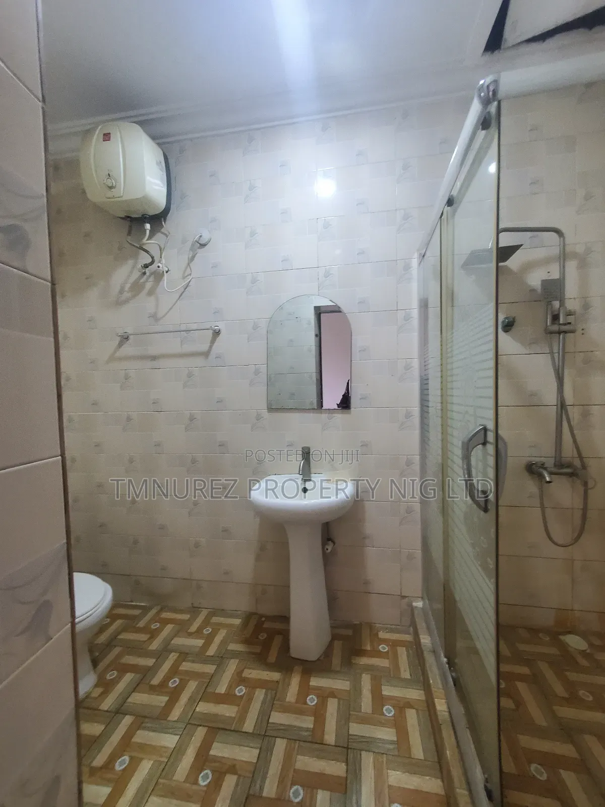 Studio Apartment in Paradise3, Chevron for rent