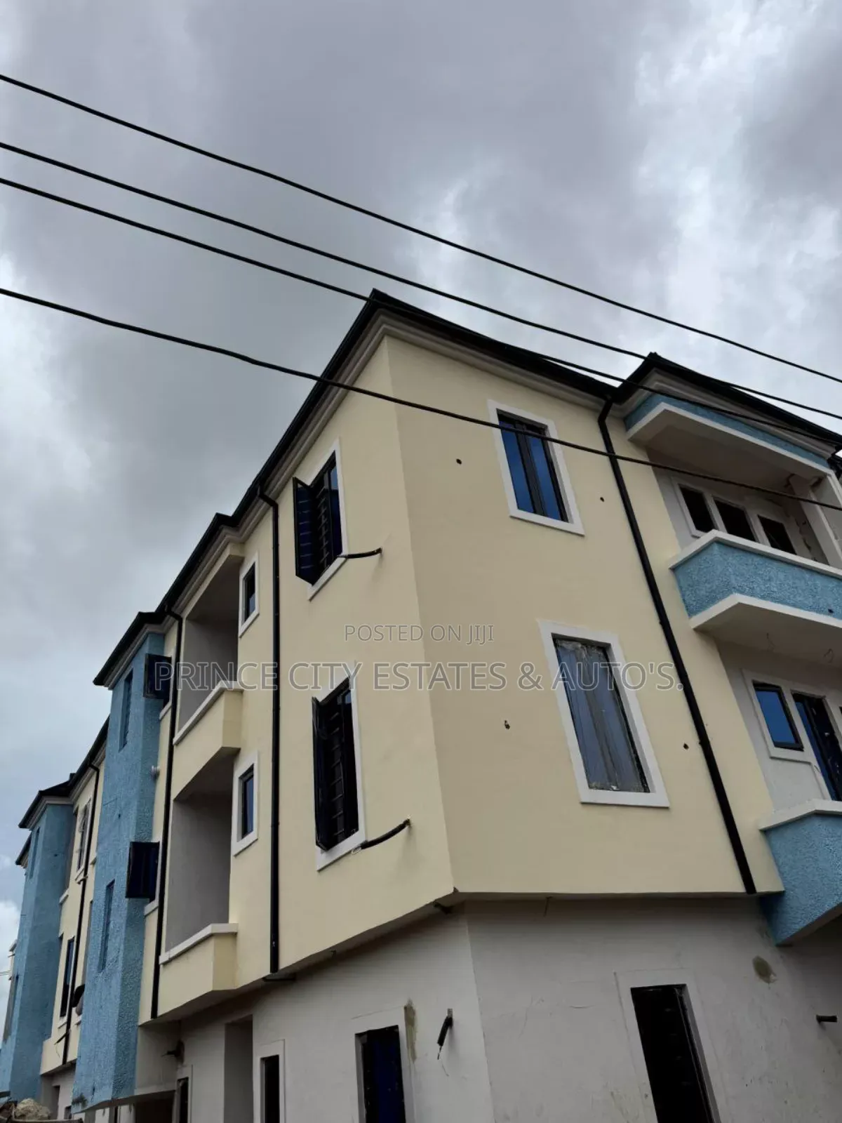 Studio Apartment in Shomolu for sale