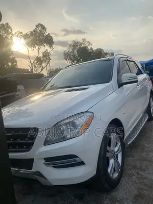 Mercedes-Benz M Class ML350 4dr SUV (3.5L 6cyl 7A) 2014 White