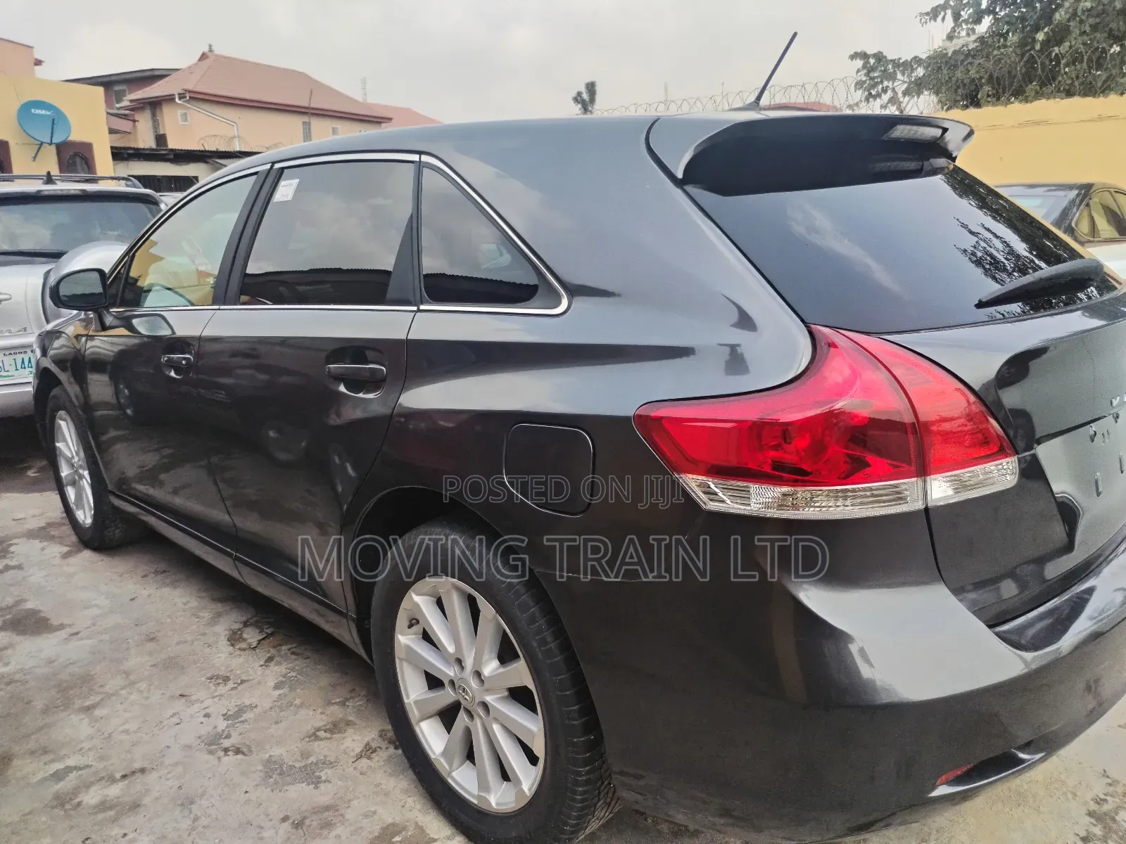Toyota Venza V6 2010 Gray