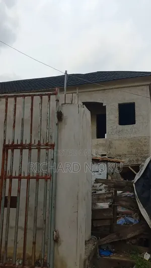 Shopping Complex Off Badagry Expressway (B4 Trade-fair), Lag