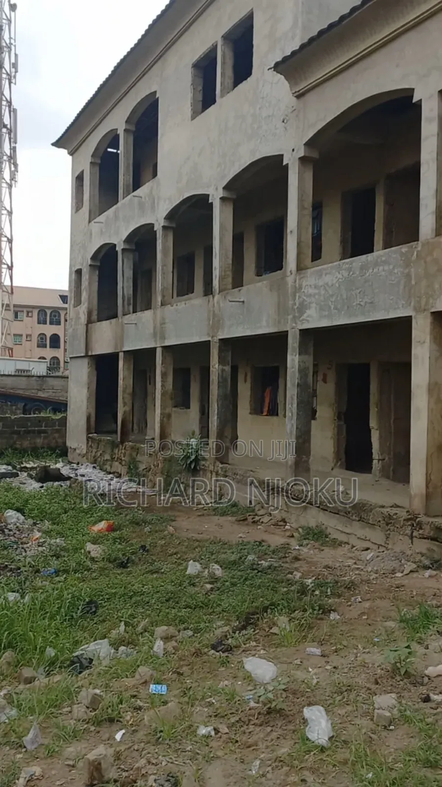 Shopping Complex Off Badagry Expressway (B4 Trade-fair), Lag