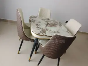 Pin Legs Dining Table