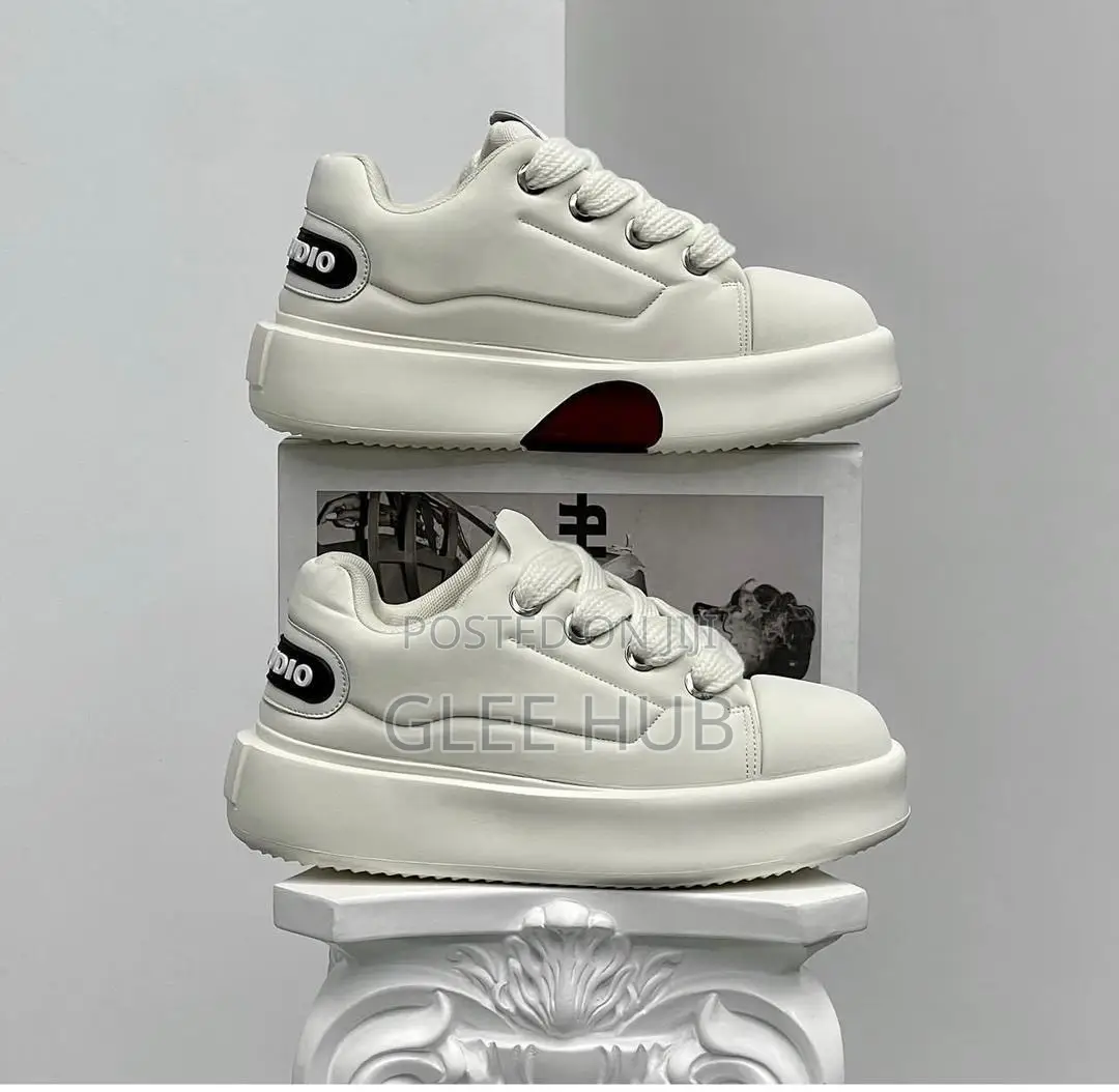 Top Quality Durable Sneakers