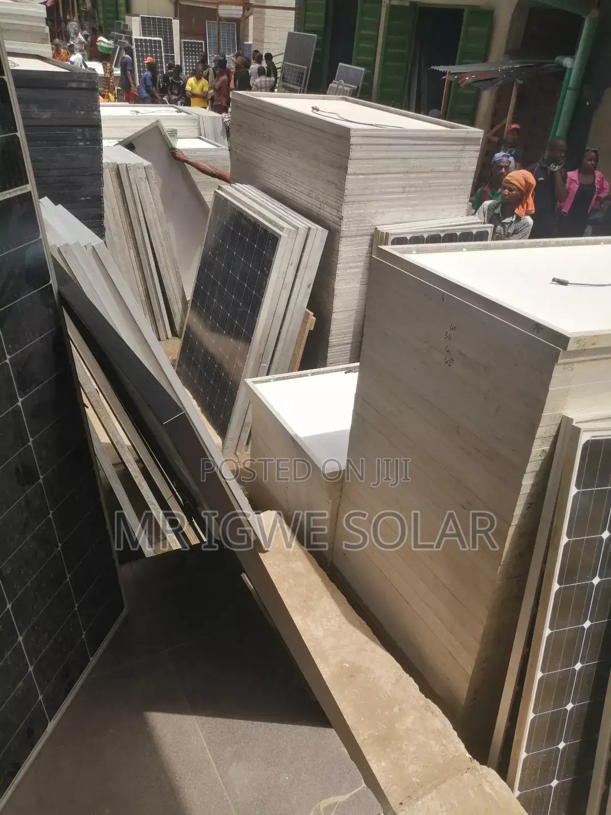585watts Panels Jinko