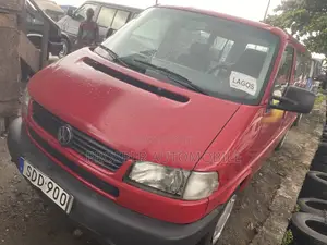 Volkswagen Transporter 2003 Red