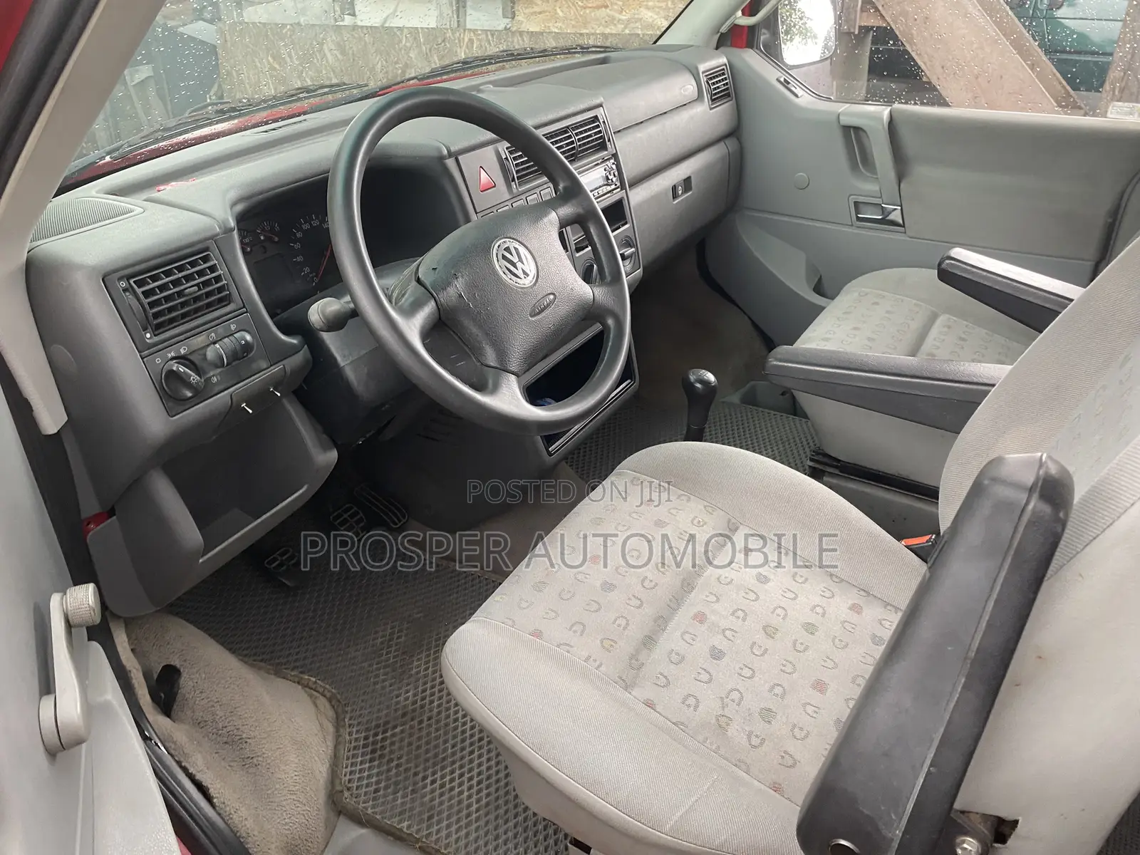 Volkswagen Transporter 2003 Red