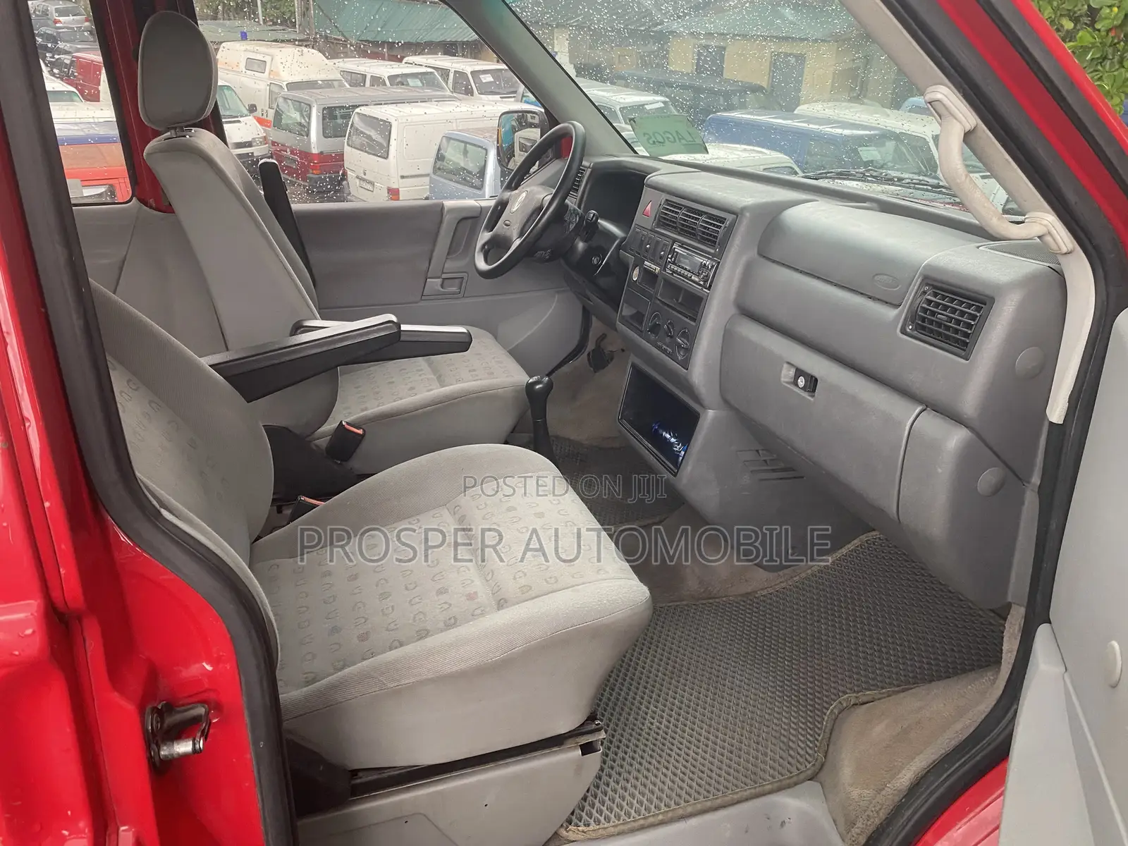 Volkswagen Transporter 2003 Red