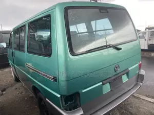 Volkswagen Transporter 2005 Green