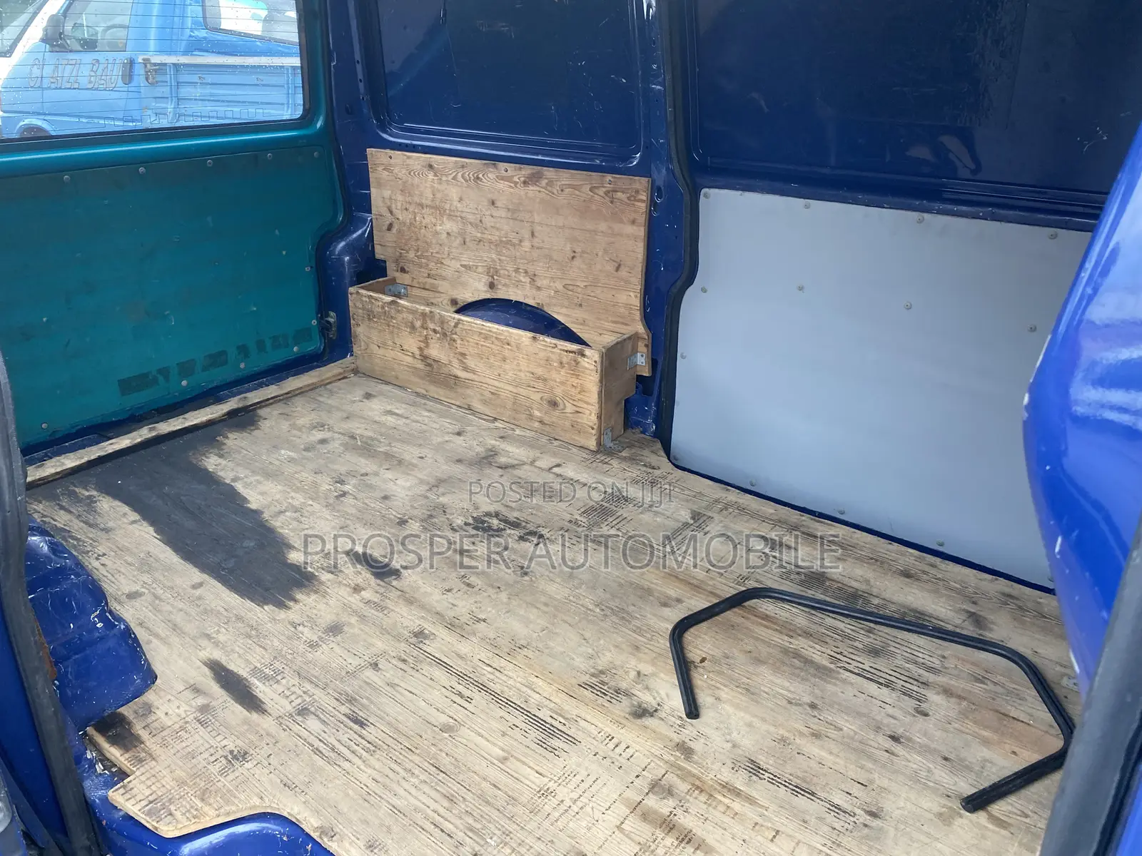 Volkswagen Transporter 2005 Blue
