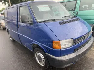 Volkswagen Transporter 2005 Blue