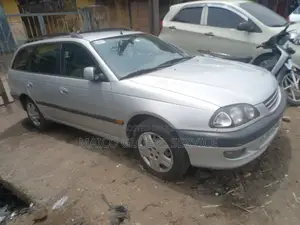 Toyota Avensis 2.0 SR D4-D 1999 Silver