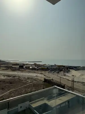 Luxe 1bedroom Seaview/Waterfront With Ps5 in Bluewaters