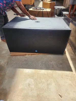 FDB U218wa Dual 18 Inch Active Subwoofer