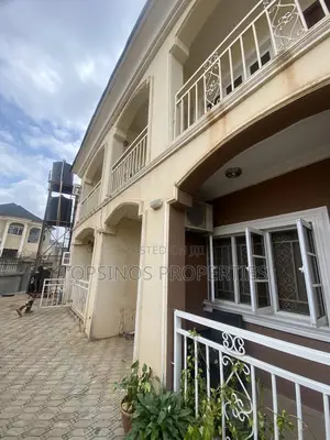 2bdrm Block of Flats in Dawaki for rent