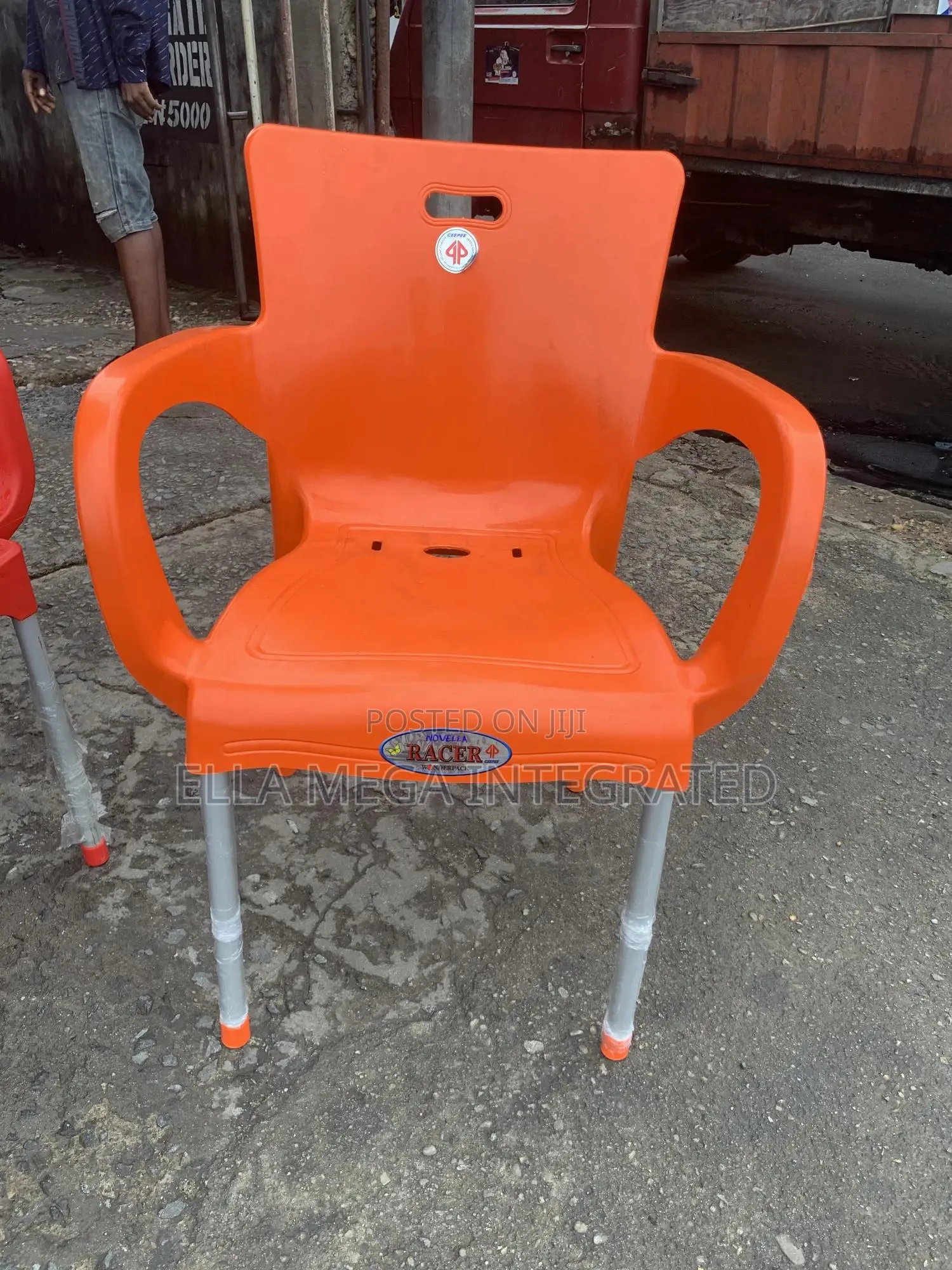 Plastic Chair With Arm Rest