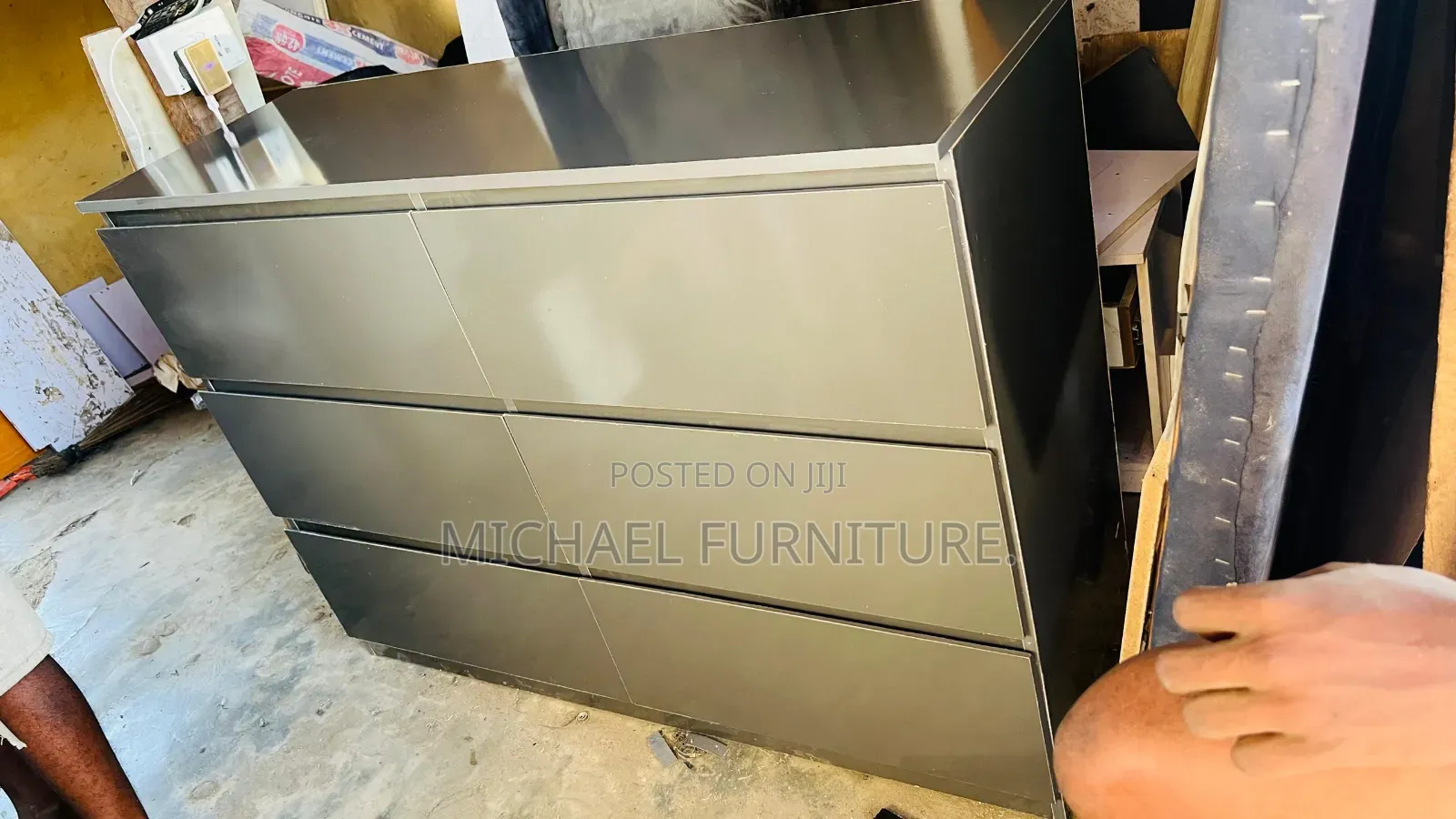 Kitchen Cabinet