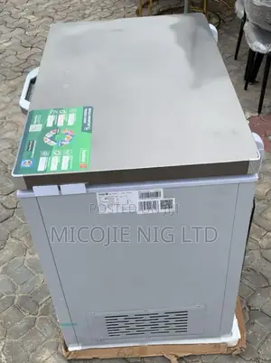 Scanfrost Inverter Chest Freezer 250l