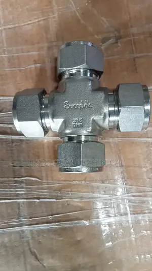 3⁄4 Stainless Cross T Swagelok Tub Fittings , Union Cross