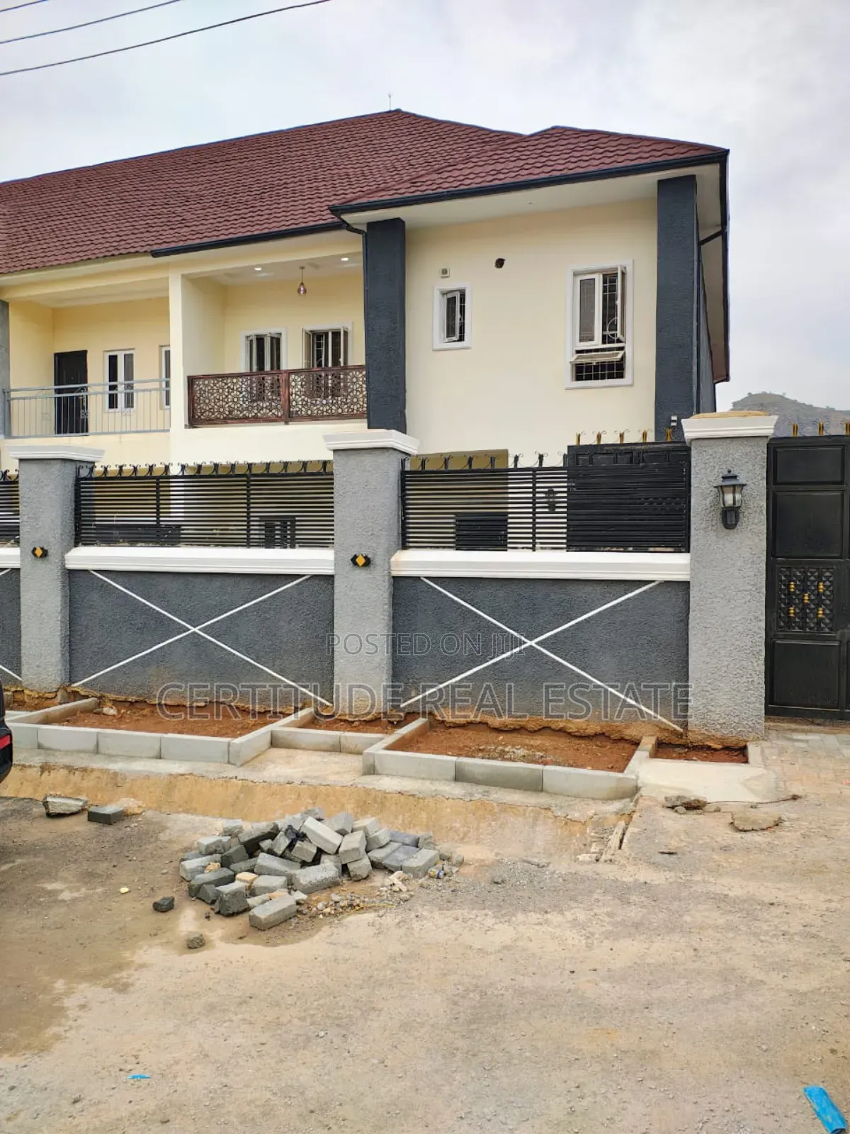 4bdrm Duplex in Navy Admiralty, Asokoro for rent