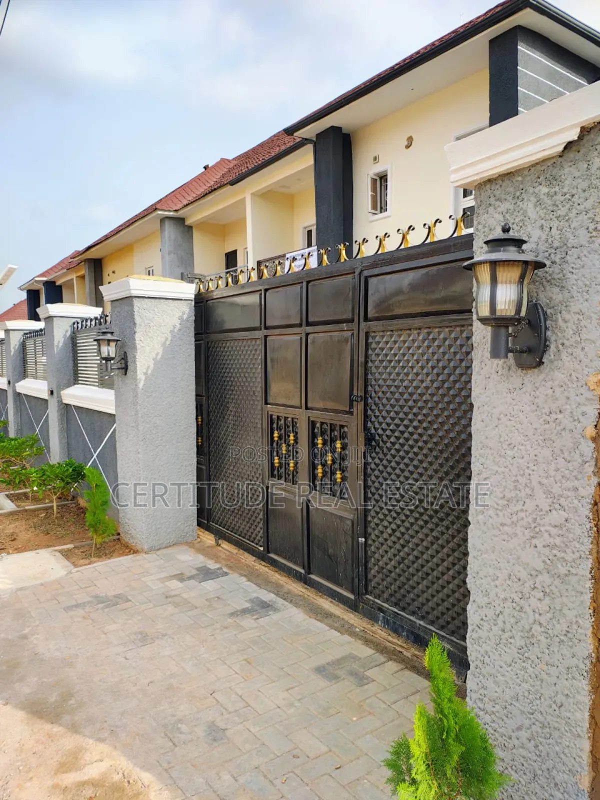 4bdrm Duplex in Navy Admiralty, Asokoro for rent