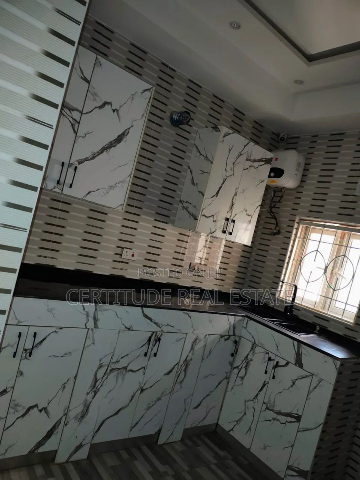 4bdrm Duplex in Navy Admiralty, Asokoro for rent