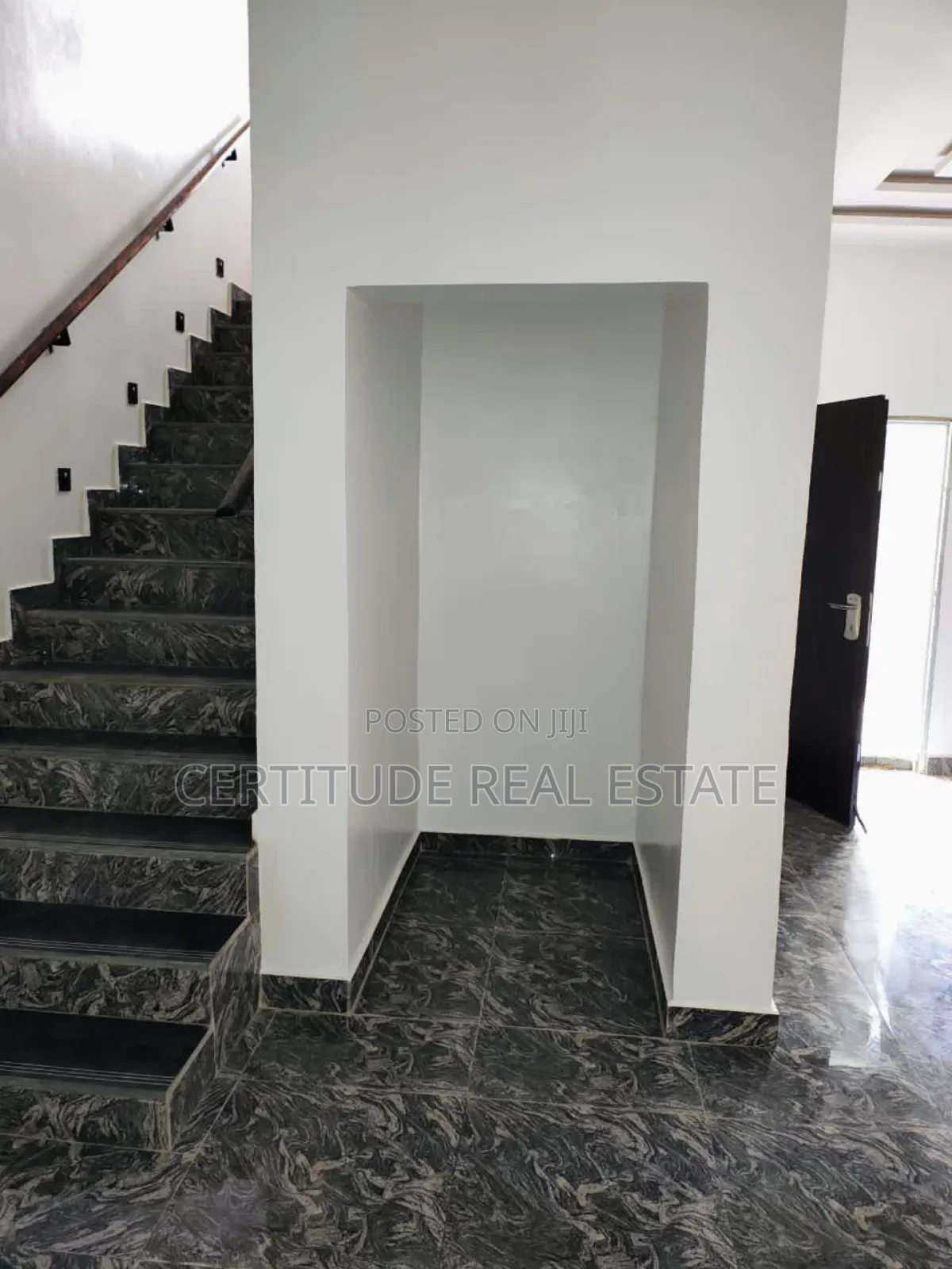 4bdrm Duplex in Navy Admiralty, Asokoro for rent