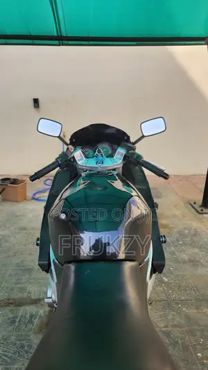 Kawasaki 2000 Black