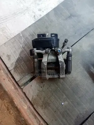 Back Caliper Chevrolet Camaro 2016