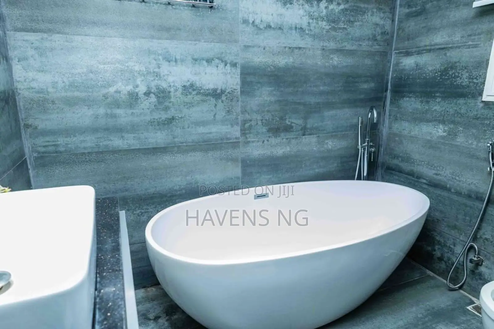 Luxury 4-Bedroom Apartment With Modern Facilities.