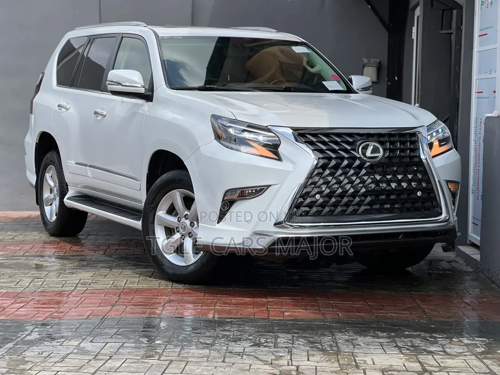 Lexus GX 460 Base 2013 White