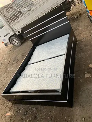 4/ Half by 6 Feet Bed Frame