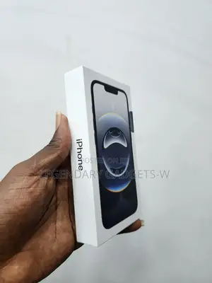 New Apple iPhone 16e 128 GB Black