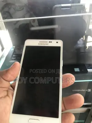 Samsung Galaxy A5 16 GB White