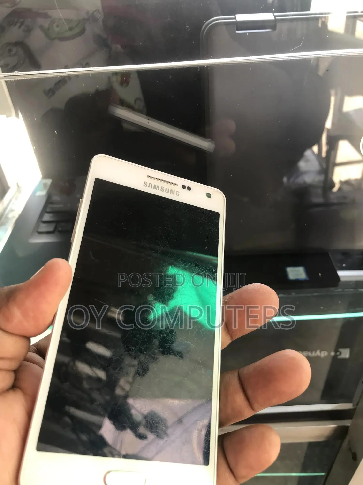 Samsung Galaxy A5 16 GB White