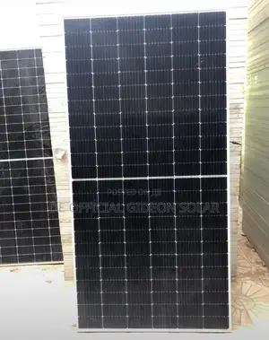 Photo - Ja Solar 620watts Panel