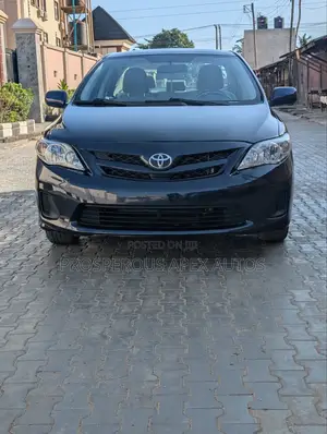 Toyota Corolla LE 4dr Sedan (1.8L 4cyl 4A) 2011 Blue